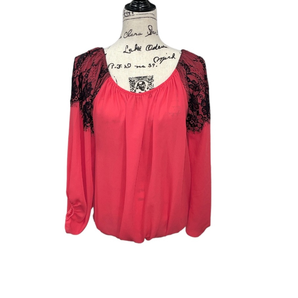 Emma Rose Coral Pink Lace Shoulder Peasant Blouse Women’s Medium